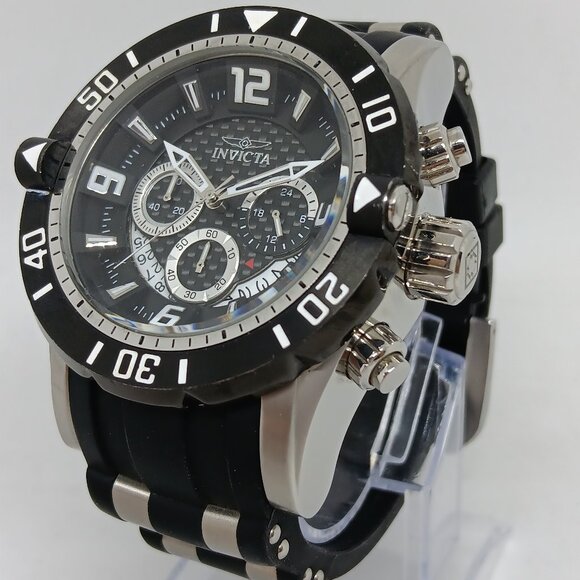 Invicta Black and Silver Men's Watch - Picture 1 of 10
